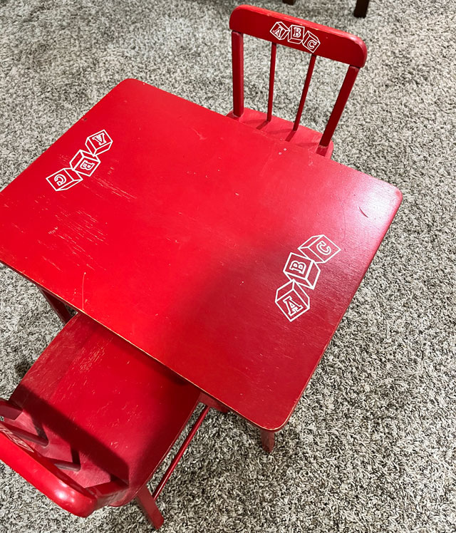 red table